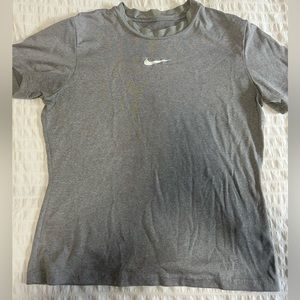 Nike tshirt